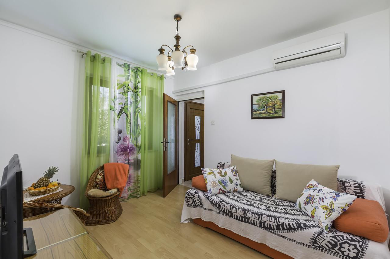 Apartment Milena Пореч Екстериор снимка