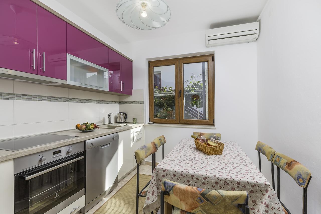 Apartment Milena Пореч Екстериор снимка